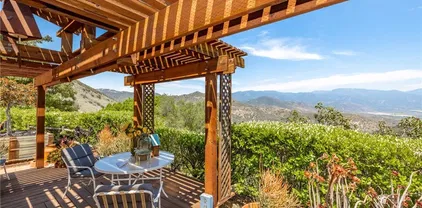 335 Rainbow Crest Rd, Fallbrook