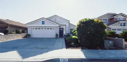 737 Juniper St, Hemet