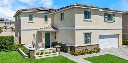 11599 Petunia Ct, Jurupa Valley