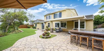 6081 Cala Lily St, Santee