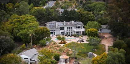 521 Latigo Row, Encinitas