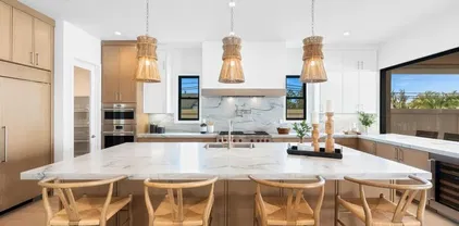 2910 Highland Dr, Carlsbad