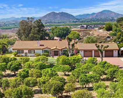 40951 Parado Del Sol Dr, Temecula