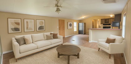4210 E 100th Avenue, Thornton