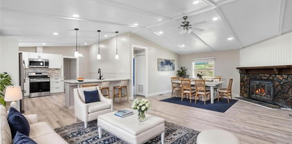 4210 E 100th Avenue, Thornton