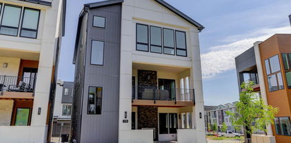 1778 Peak Loop, Broomfield