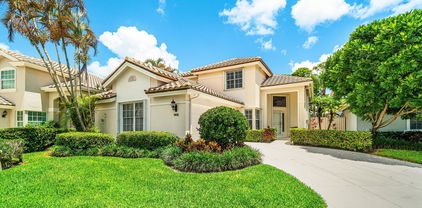 Best Gated Communities in Palm Beach Gardens for Families: Top Picks 2 Best Gated Communities in Palm Beach Gardens for Families: Top Picks