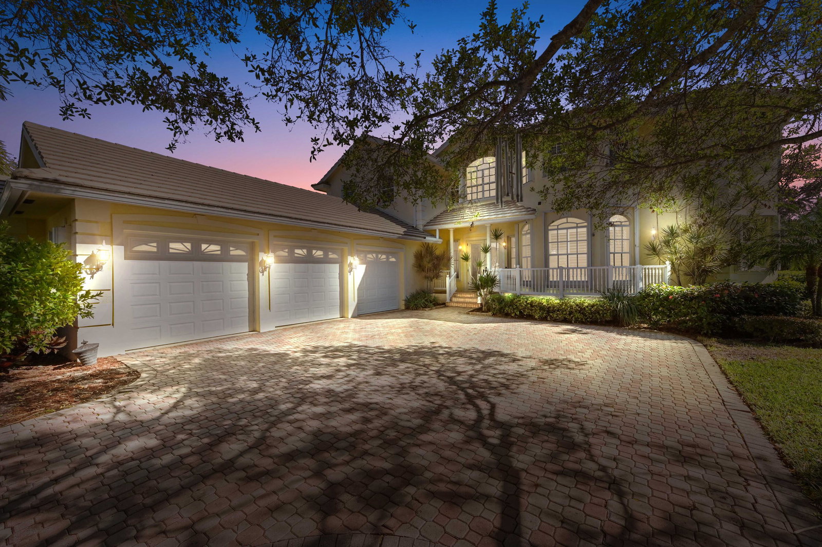 8817 SE Compass Island Way photo 1