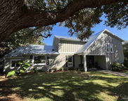 68 Shoreline Dr, Gulf Breeze image