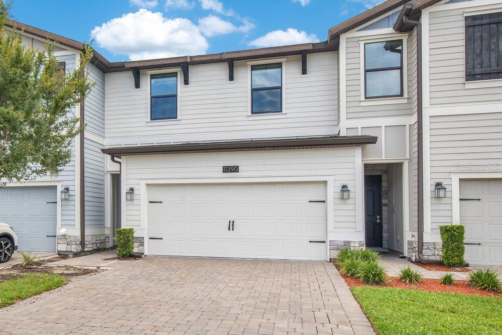 32832 Real Estate