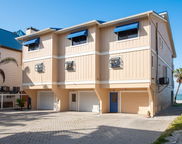 12512 1st Street W Unit 2, Treasure Island image
