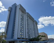 3045 Ala Napuaa Place Unit 1613, Honolulu image