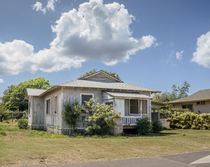 130 Kuhuoi St, Kahului