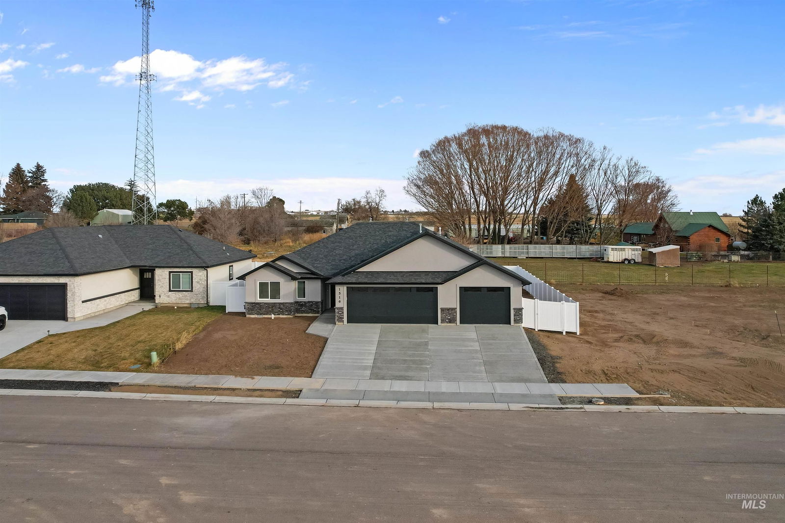 Property 98967767 - Photo 2