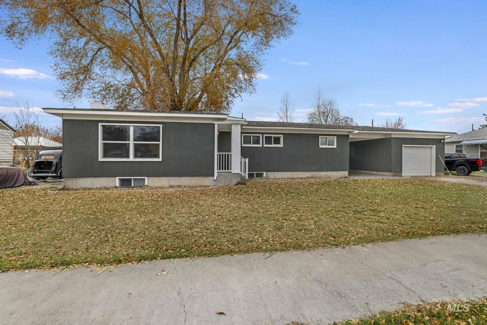 Property 98967435 - Photo 3