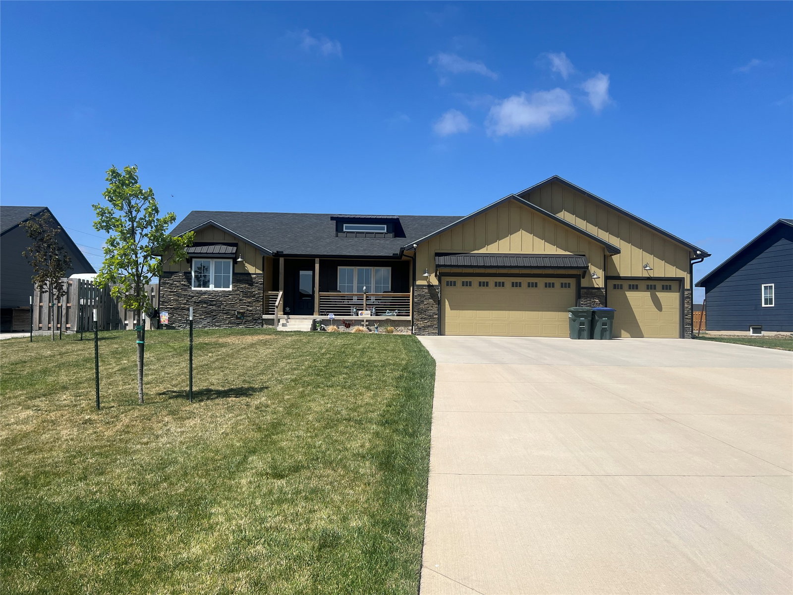 Dodge City Homes Over $300K