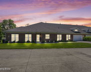 411 Turnberry Ln, Shelbyville image