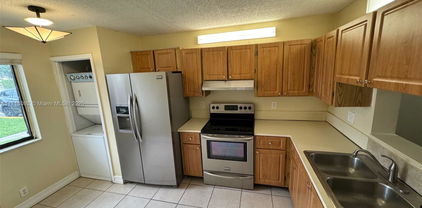 8041 Southgate Blvd Unit #H5, North Lauderdale