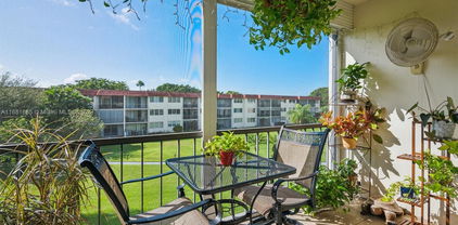 9420 S Hollybrook Lake Dr Unit #302, Pembroke Pines