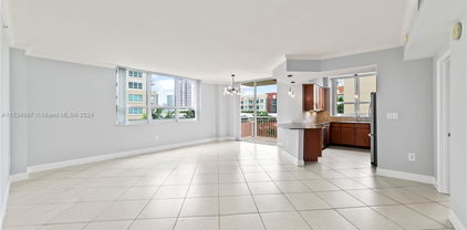 2000 N Bayshore Dr Unit #527, Miami