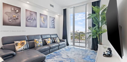 3029 Ne 188th St Unit #1021, Aventura