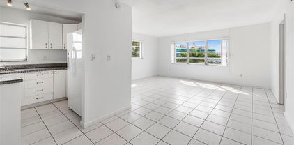 1020 94th St Unit #503, Bay Harbor Islands