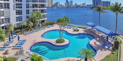 3530 Mystic Pointe Dr Unit #2907, Aventura