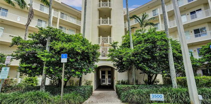 3500 Oaks Clubhouse Dr Unit #501, Pompano Beach