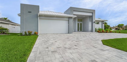 2207 Sw 32th St, Cape Coral