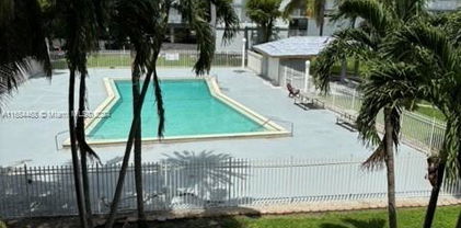 1655 W 44th Pl Unit #340, Hialeah