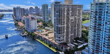 20191 E Country Club Dr Unit #2310, Aventura