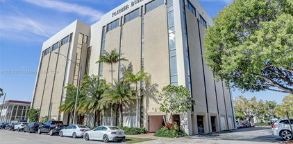 5915 Ponce De Leon Blvd Unit #18, Coral Gables