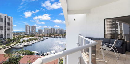 3610 Yacht Club Dr Unit #1504, Aventura