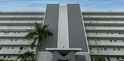 320 Ne 12th Ave Unit #703, Hallandale Beach