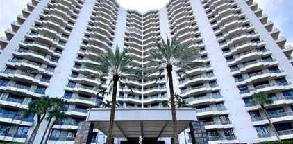 3300 Ne 191st St Unit #1807, Aventura