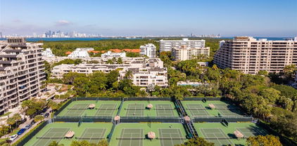 161 Crandon Blvd Unit #417, Key Biscayne