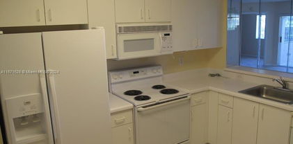 9511 Weldon Cir Unit #G402, Tamarac