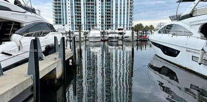 17211 Biscayne Blvd Bs-26, North Miami Beach