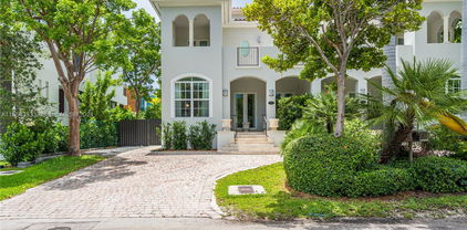 290 Fernwood Rd Unit #1, Key Biscayne