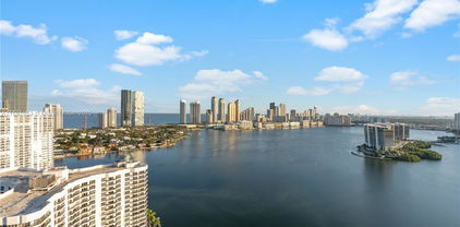 3530 Mystic Pointe Dr Unit #LPH10, Aventura