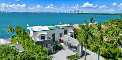 330 Harbor Dr, Key Biscayne