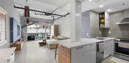 1200 West Ave. Unit #PH21, Miami Beach