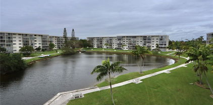 2859 Leonard Dr Unit #G414, Aventura