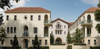 504 Malaga Ave Unit #T8, Coral Gables