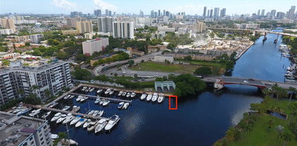 1700 Nw North River Dr, Miami