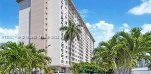 400 Kings Point Dr Unit #224, Sunny Isles Beach