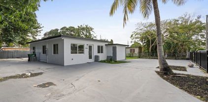 2968 Nw 87th Ter, Miami