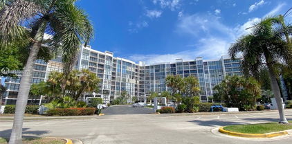 200 Leslie Dr Unit #324, Hallandale Beach