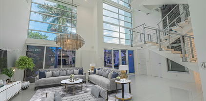 261 189th St, Sunny Isles Beach