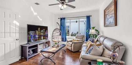 825 Jefferson Ave Unit #4, Miami Beach